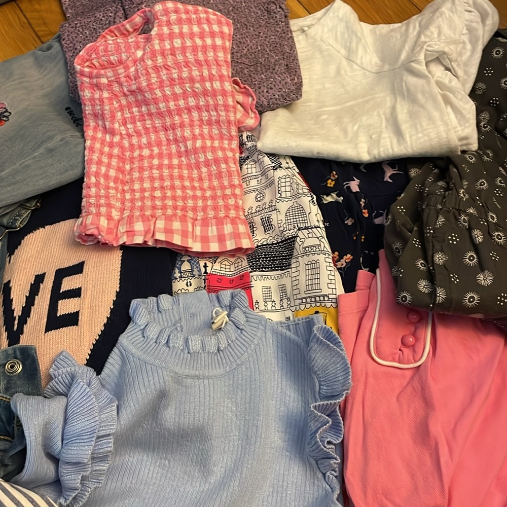 Girls size 6/7 mystery bundle